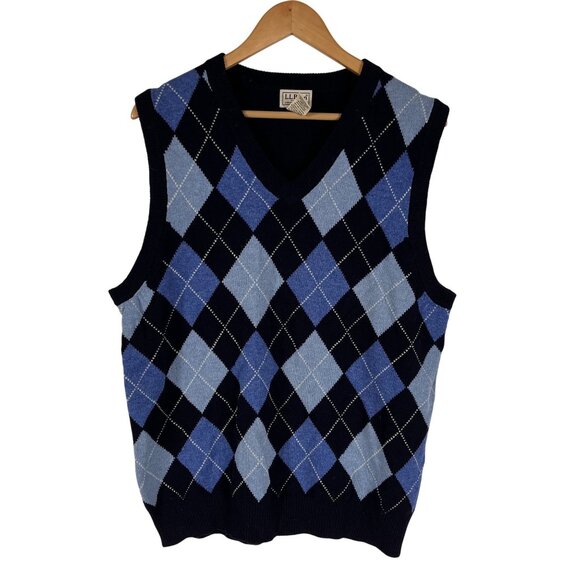 L.L. Bean 100% Lambs Wool Argyle Sweater Vest Size Medium - Picture 1 of 3